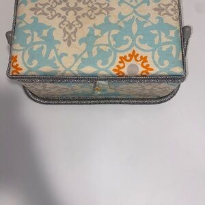 Stylish Multicolor Patterned Women's Sowing Bag